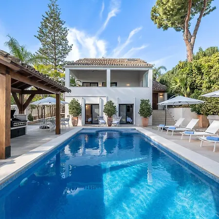 Villa Vacation I La Cabane, Prestige, Heated Pool, 300m To The